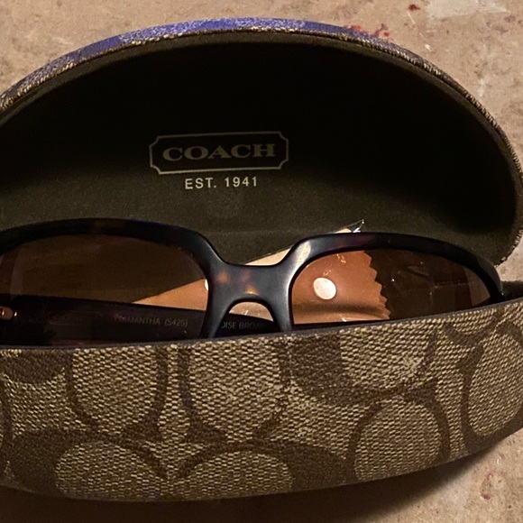 Coach Sunglasses 🕶